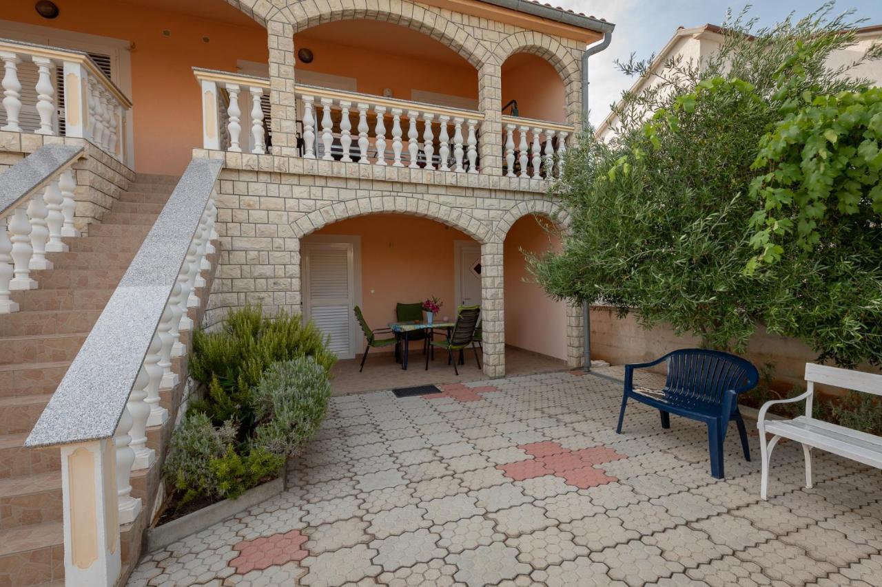 Apartman Kristo Vir Εξωτερικό φωτογραφία
