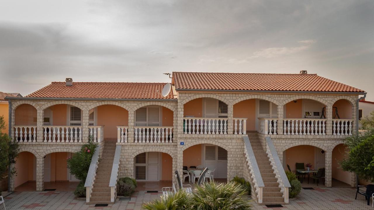 Apartman Kristo Vir Εξωτερικό φωτογραφία