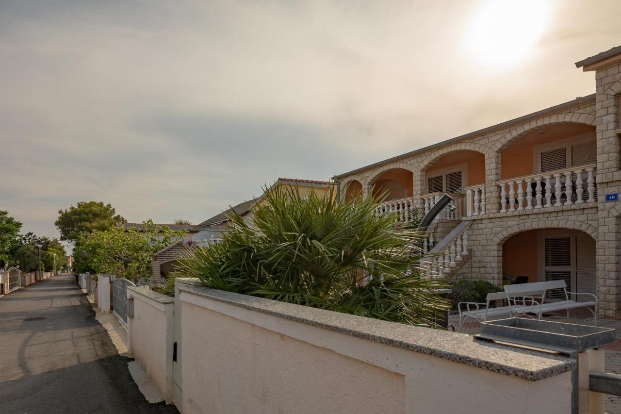 Apartman Kristo Vir Εξωτερικό φωτογραφία